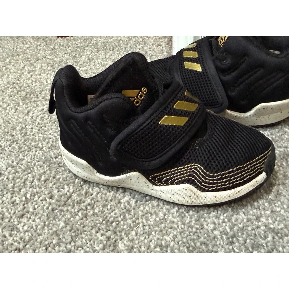 Adidas Toddler Deep Threat Basketball Shoes Black Gold Size 6.5K